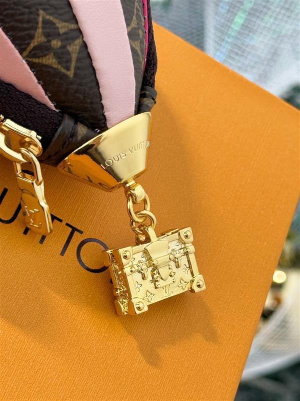 2026124151052991 740